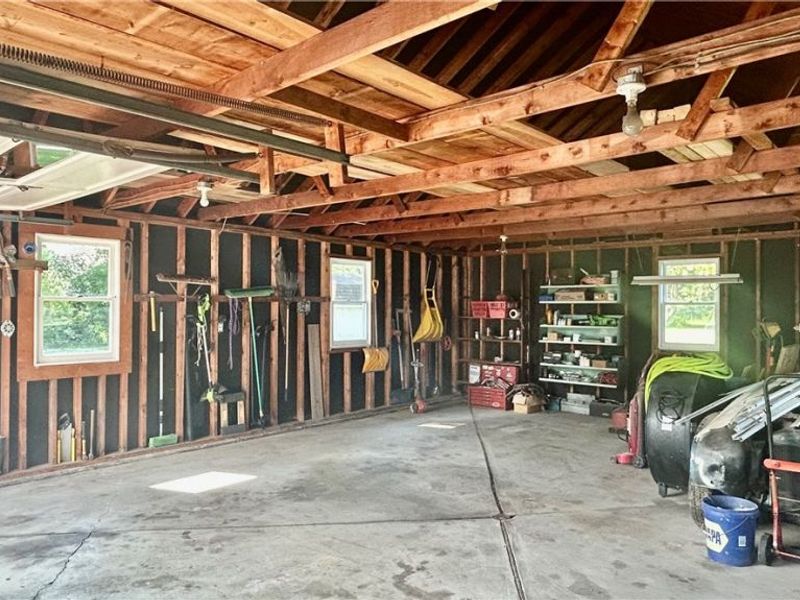 816 Churchill Road, Girard, OH 44420 Photo 33