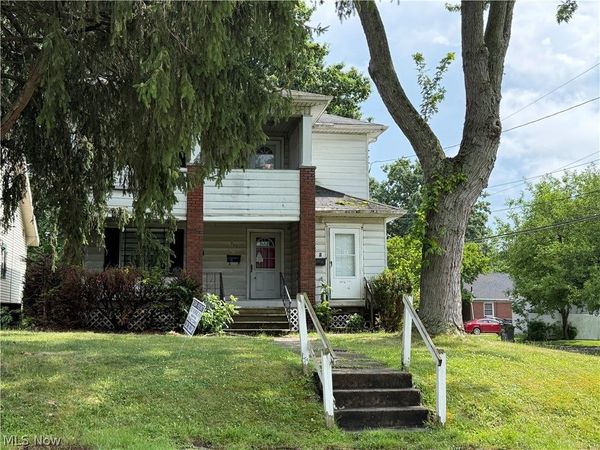 301 Potomac Avenue , Youngstown, OH 44507