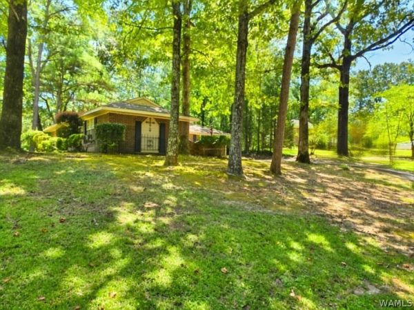 503 13th Street SW, Fayette, AL 35555