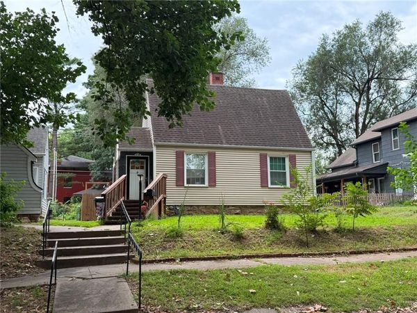 607 Miami Street, Leavenworth, KS 66048