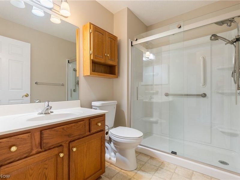 315 Abby Lane, Hartville, OH 44632 Photo 10