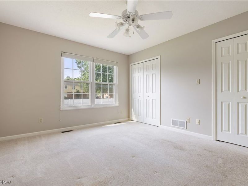 315 Abby Lane, Hartville, OH 44632 Photo 8