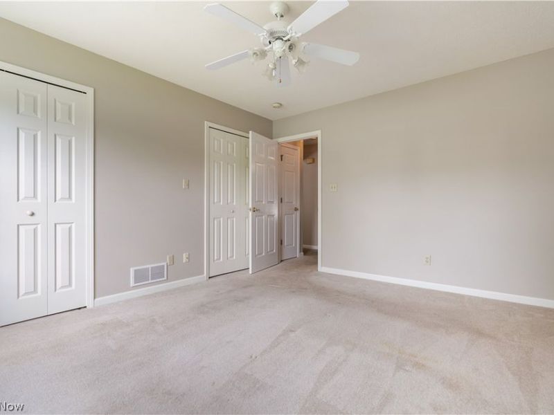 315 Abby Lane, Hartville, OH 44632 Photo 9