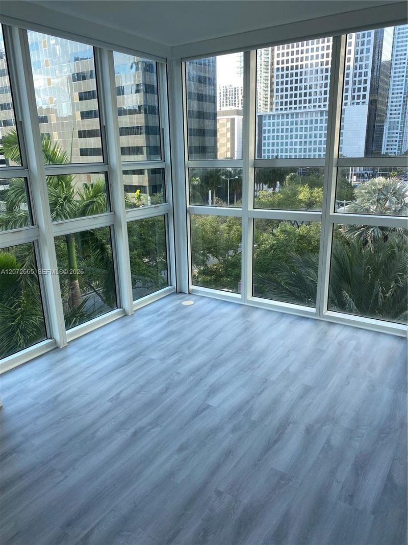 950 Brickell Bay Dr, Unit 801, Miami, FL 33131 Photo