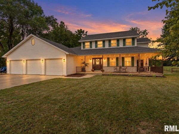 19791 HUNT Road, Petersburg, IL 62675