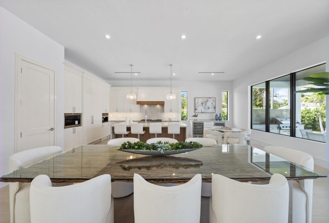 325 W Riverside Drive, Jupiter, FL 33469 Photo