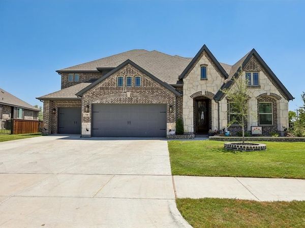 7700 Sunspray Street, Joshua, TX 76058