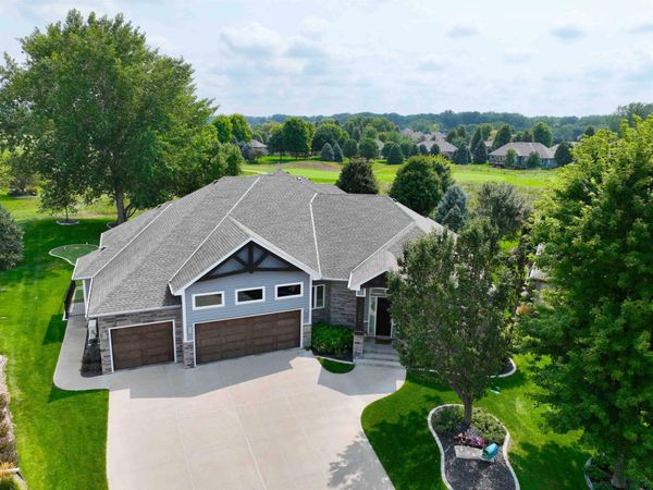 140 TETON PINES CT, Dakota Dunes, SD 57049