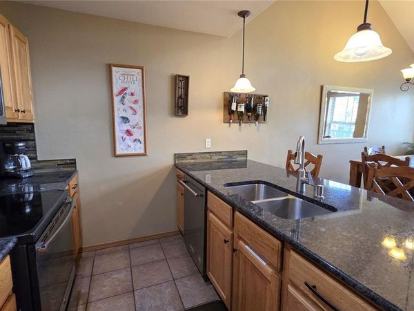 720 Lakepoint Drive , Unit B6, Frisco, CO 80443