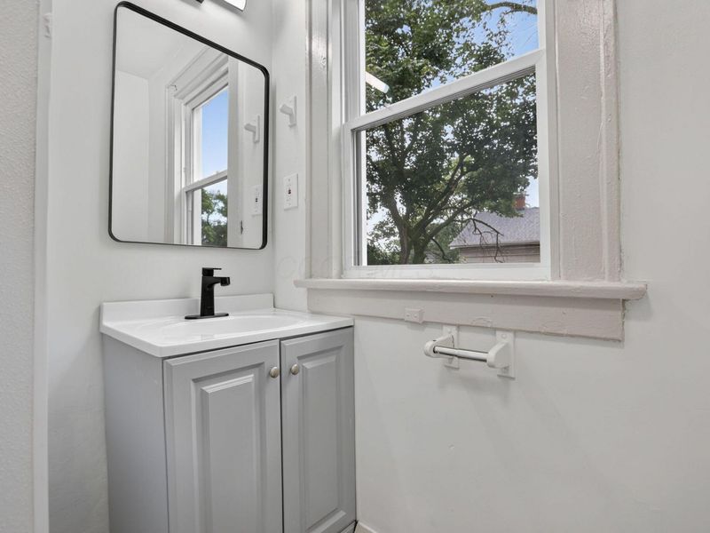 1161-3 Linwood Avenue , Columbus, OH 43206 Photo 40
