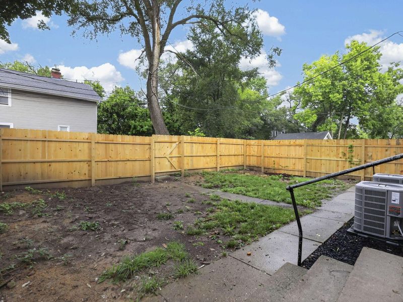 1161-3 Linwood Avenue , Columbus, OH 43206 Photo 41