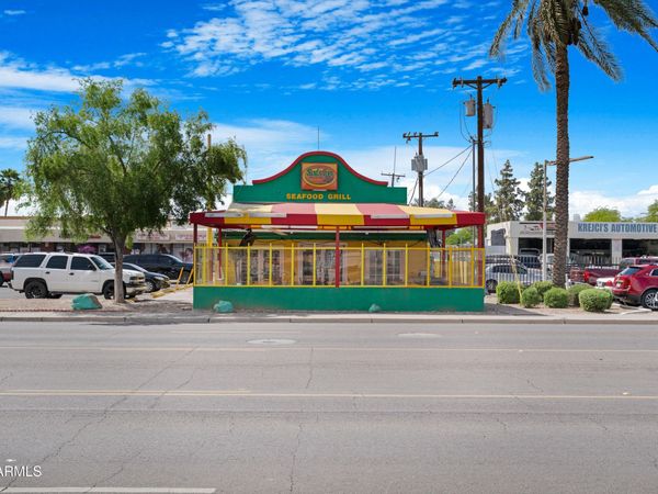 6120 N 59TH Avenue, Glendale, AZ 85301
