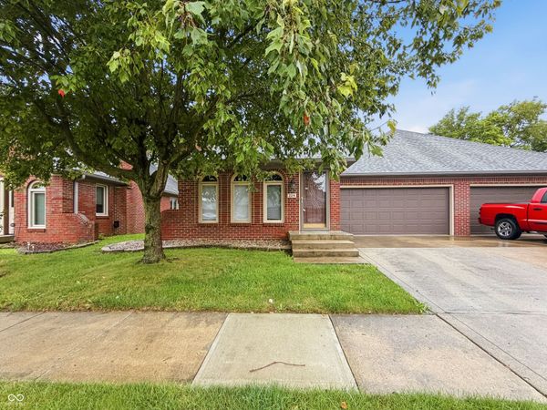 224 Andrews Boulevard , Plainfield, IN 46168