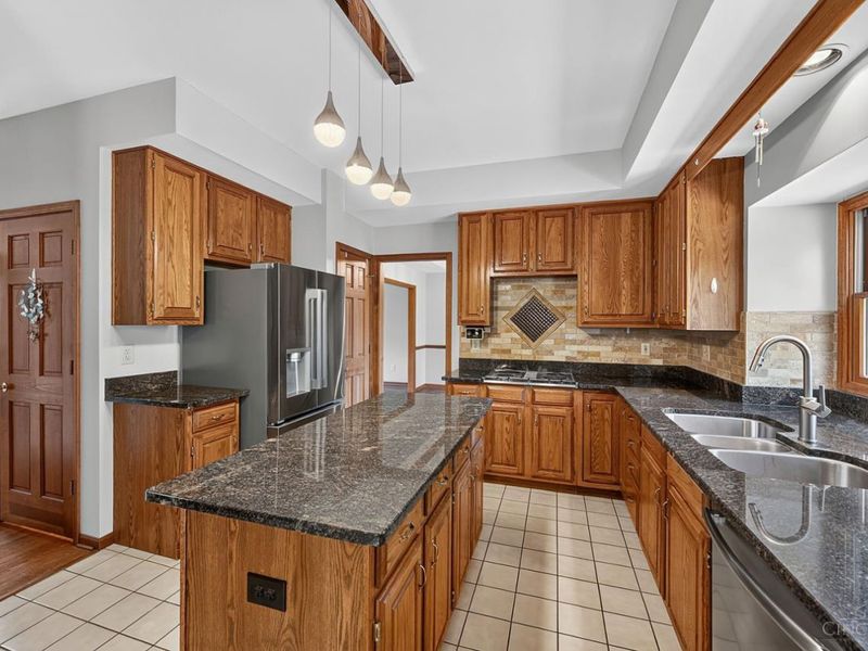 8851 Eagle Ridge Drive, West Chester, OH 45069 Photo 15
