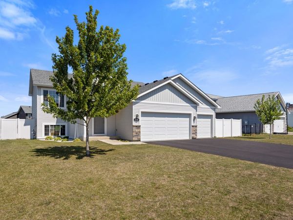 366 66th Street SW, Waverly, MN 55390