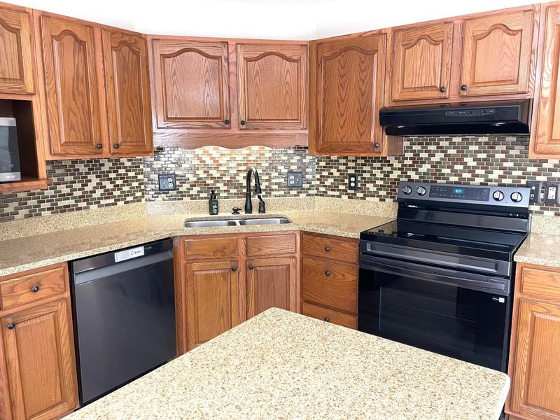 31275 Deerfield Drive, Logan, OH 43138 Photo 22