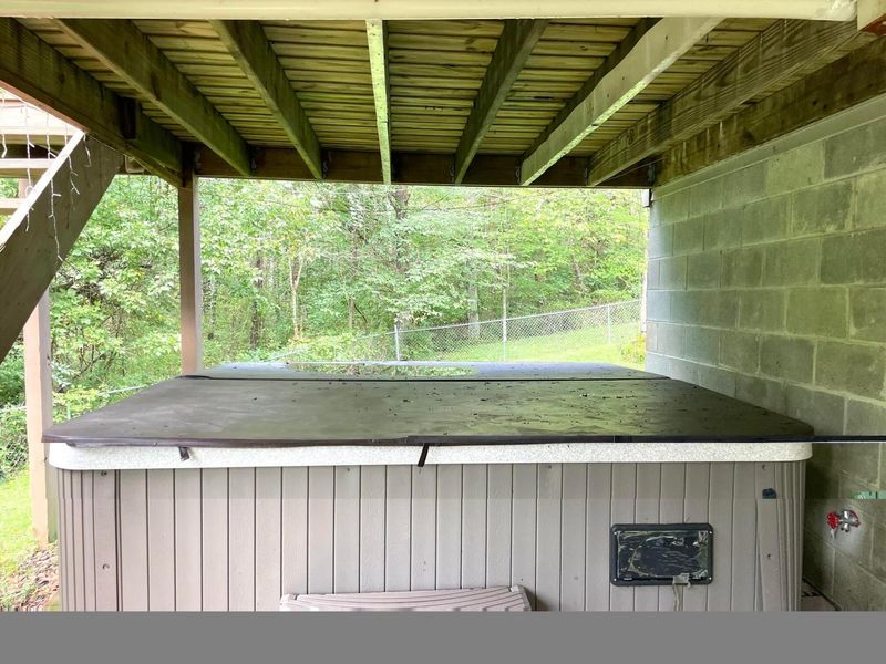 31275 Deerfield Drive, Logan, OH 43138 Photo 9