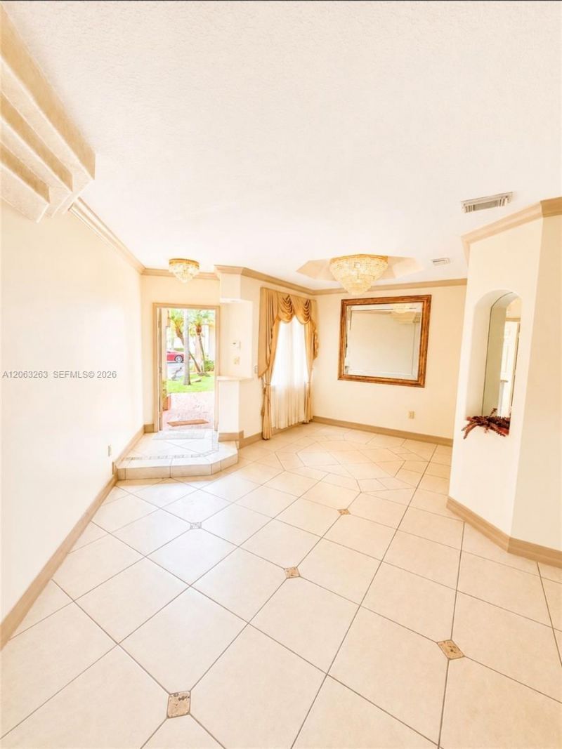 8356 NW 10th St , Unit 6D, Miami, FL 33126 Photo
