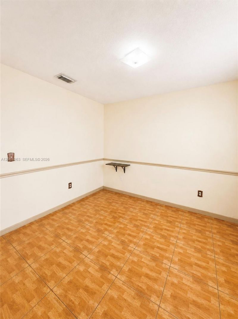 8356 NW 10th St , Unit 6D, Miami, FL 33126 Photo