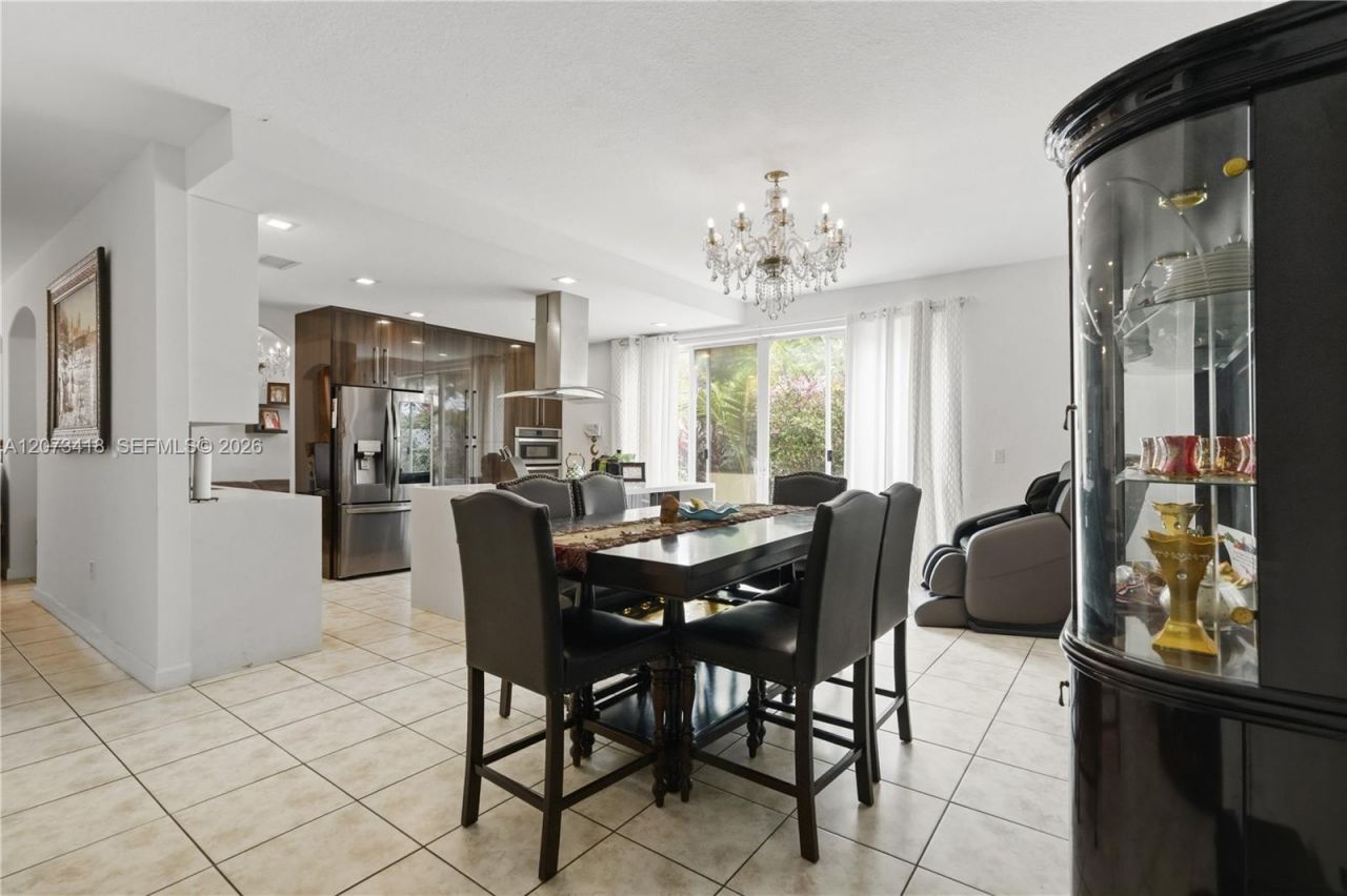8741 NW 110th Ave , Doral, FL 33178 Photo