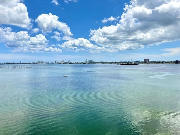 600 NE 36th St , Unit 1404, Miami, FL 33137