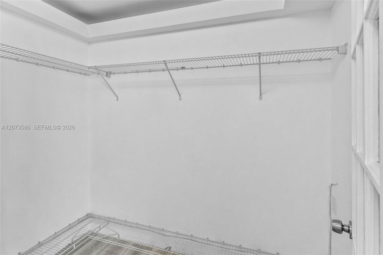 600 NE 36th St , Unit 1404, Miami, FL 33137 Photo