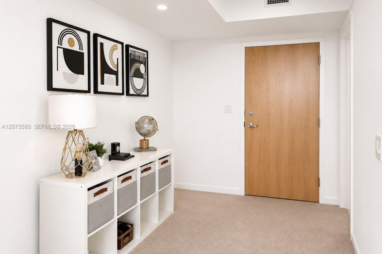 350 S Miami Ave, Unit 2215, Miami, FL 33130 Photo