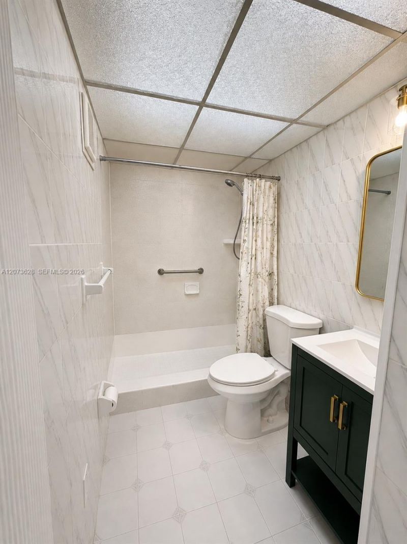 3551 SW 9th Ter, Unit 502, Miami, FL 33135 Photo