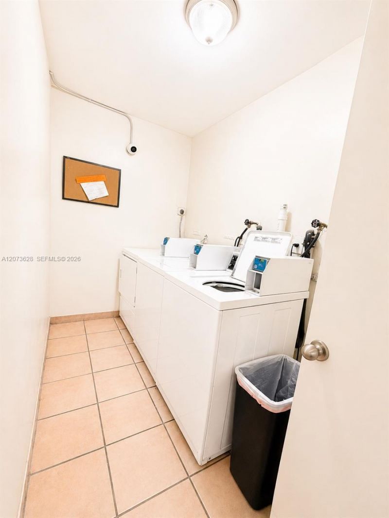 3551 SW 9th Ter, Unit 502, Miami, FL 33135 Photo