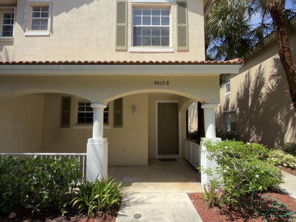 4809 N WICKHAM Circle, Unit B, Delray Beach, FL 33445