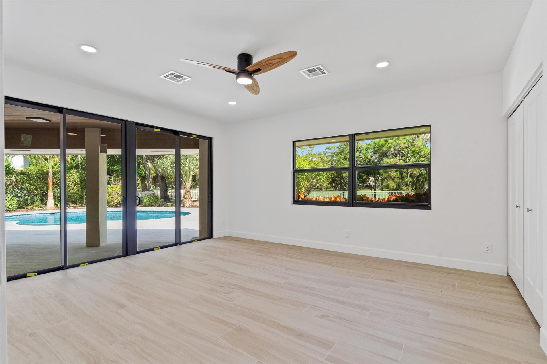 460 Glenbrook Drive, Atlantis, FL 33462 Photo