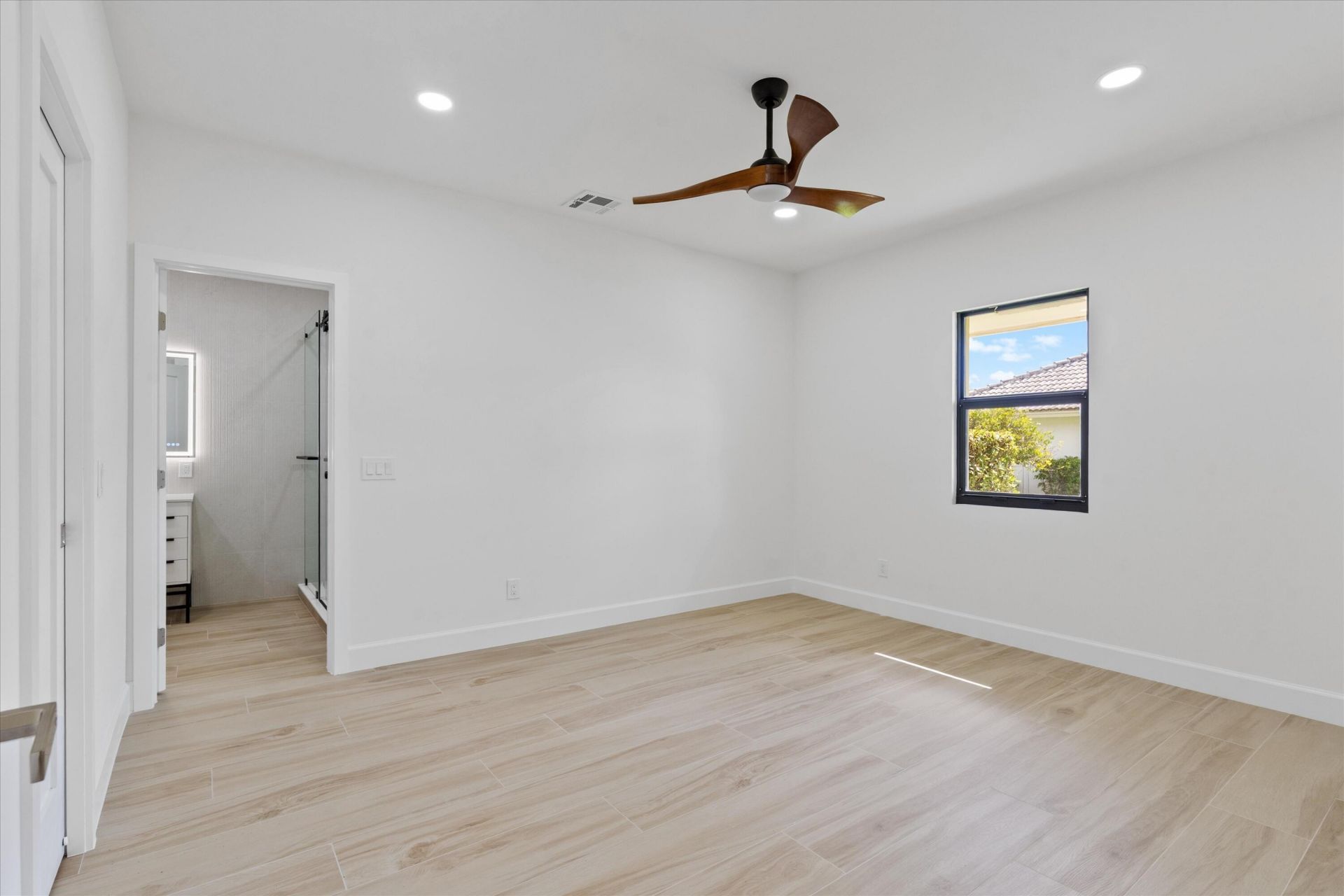 460 Glenbrook Drive, Atlantis, FL 33462 Photo