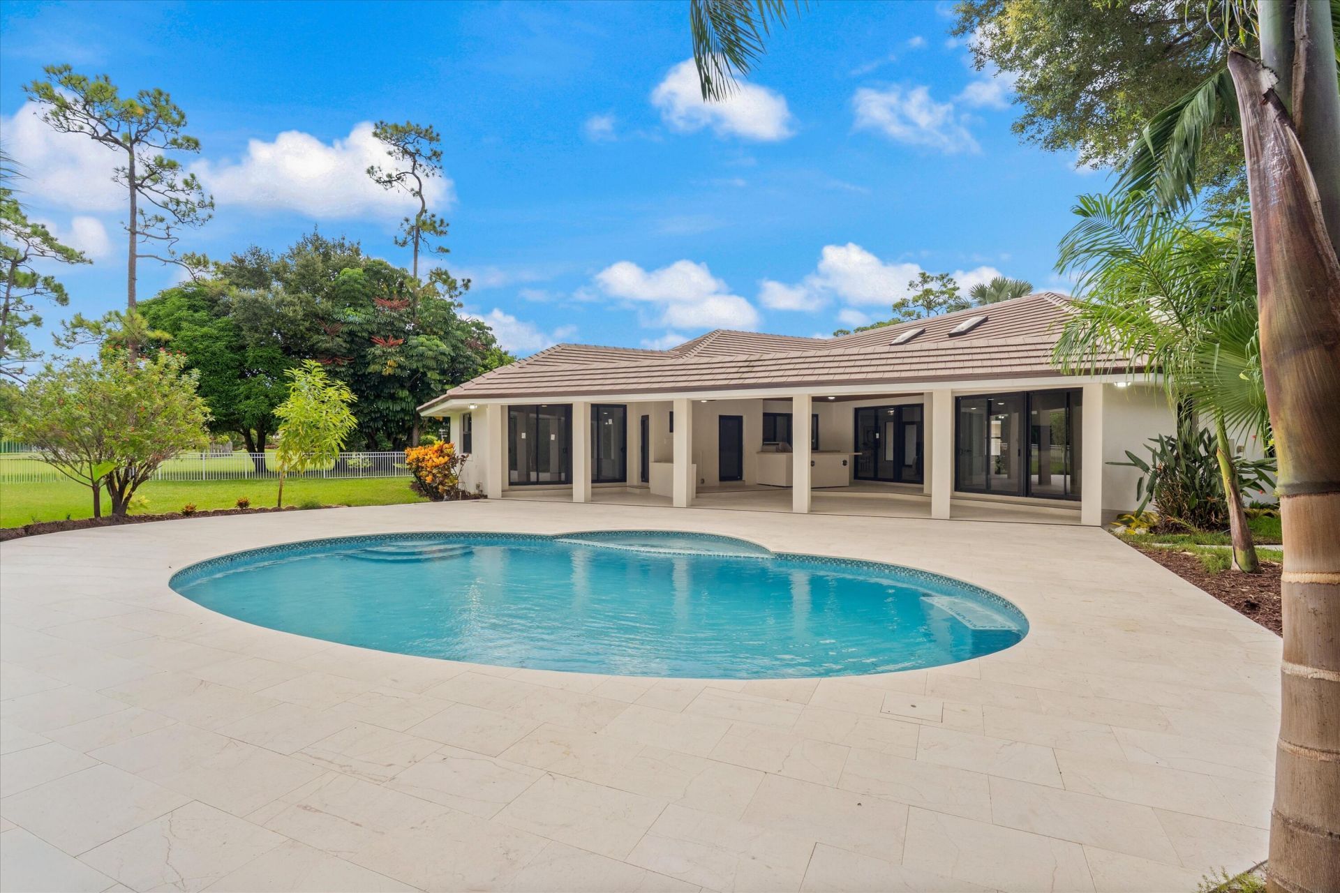 460 Glenbrook Drive, Atlantis, FL 33462 Photo