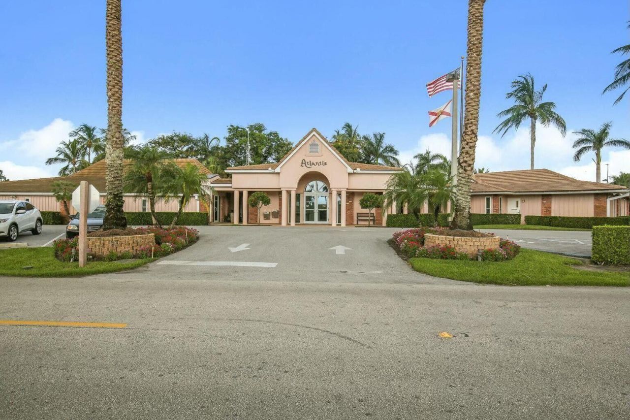 460 Glenbrook Drive, Atlantis, FL 33462 Photo