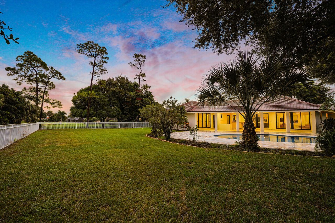 460 Glenbrook Drive, Atlantis, FL 33462 Photo