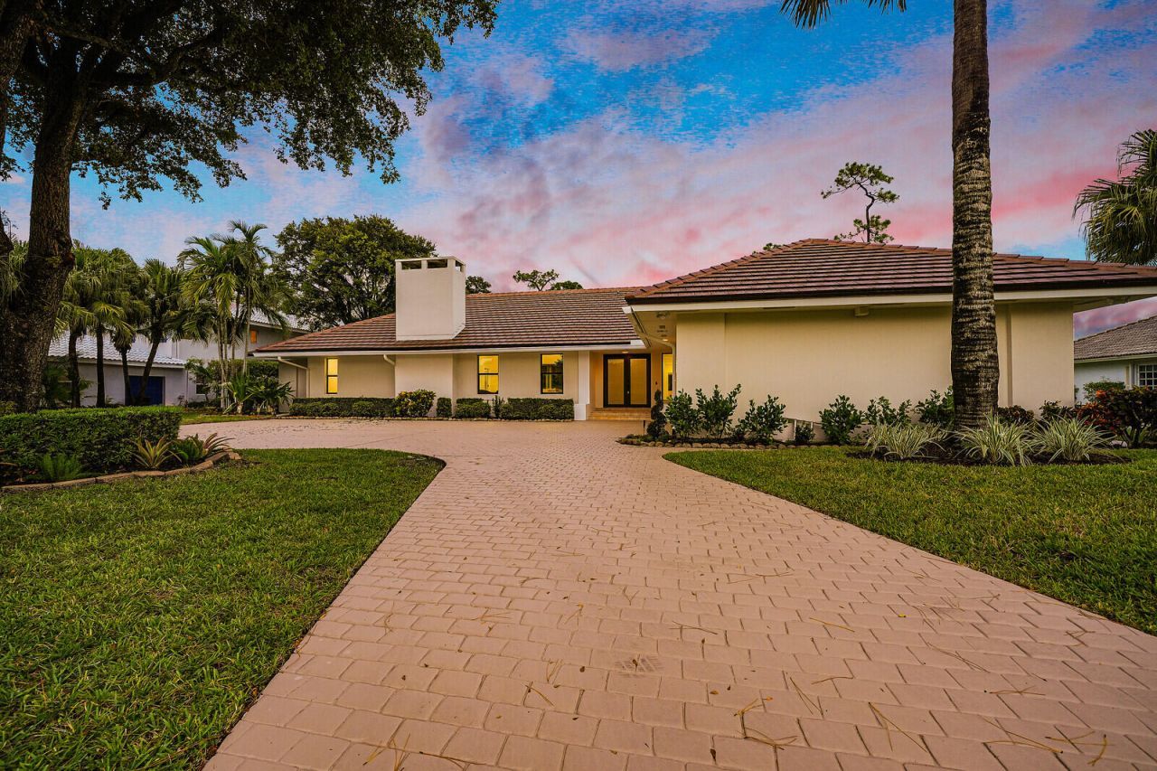 460 Glenbrook Drive, Atlantis, FL 33462 Photo