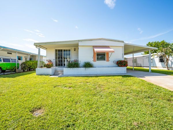 6948 SE DELEGATE Street, Hobe Sound, FL 33455