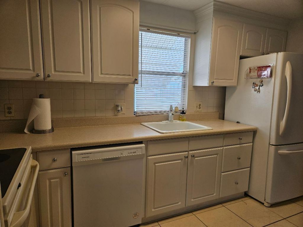 6948 SE Delegate Street, Hobe Sound, FL 33455 Photo