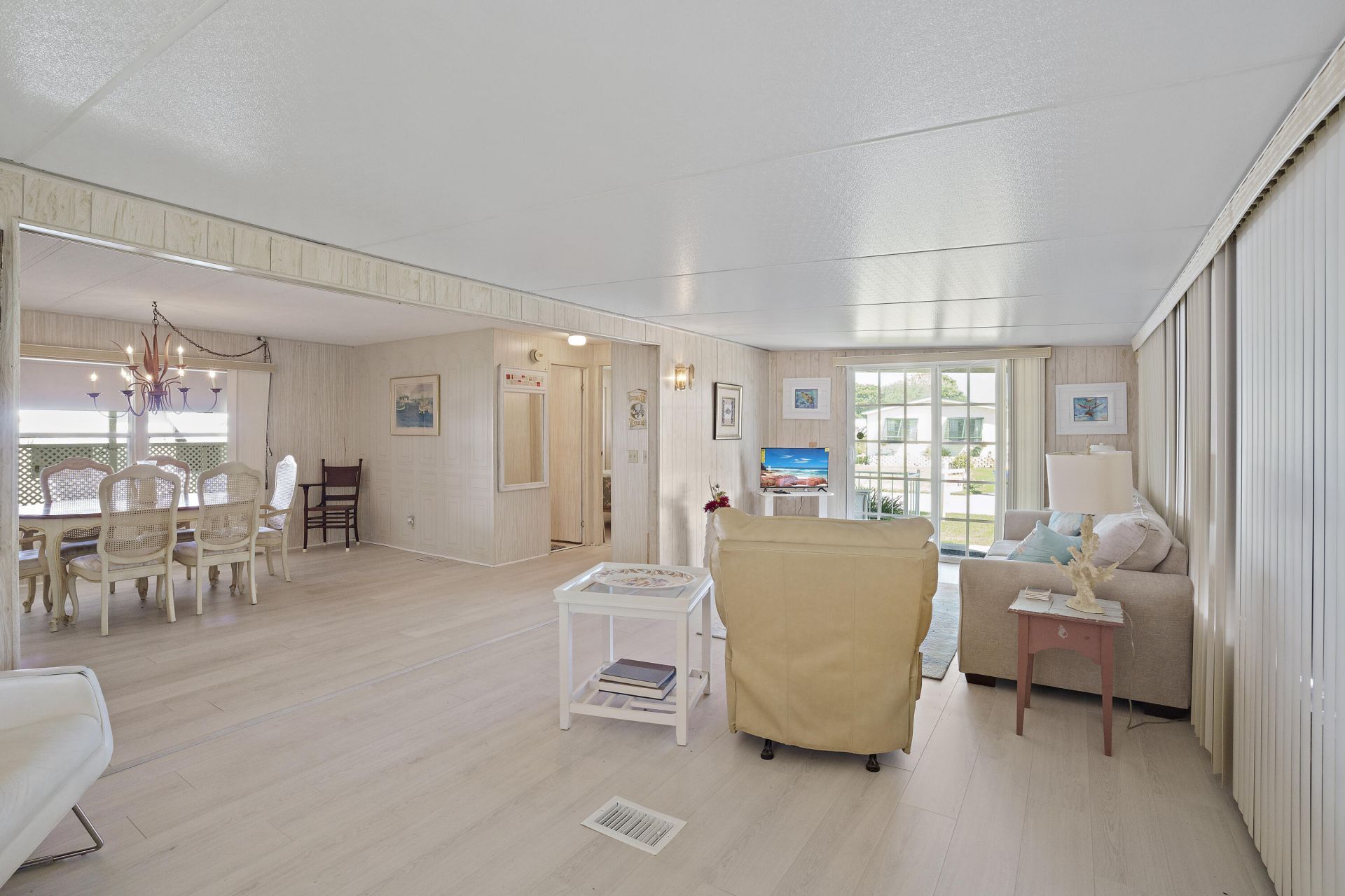 6948 SE Delegate Street, Hobe Sound, FL 33455 Photo
