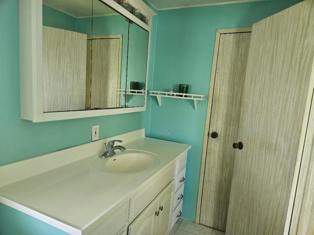 6948 SE Delegate Street, Hobe Sound, FL 33455 Photo