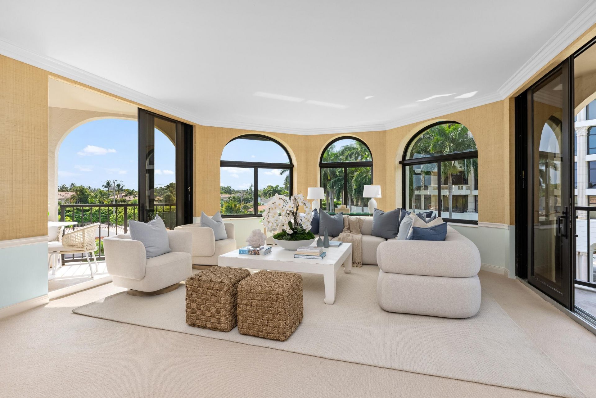 200 Bradley Place, Unit 301, Palm Beach, FL 33480 Photo