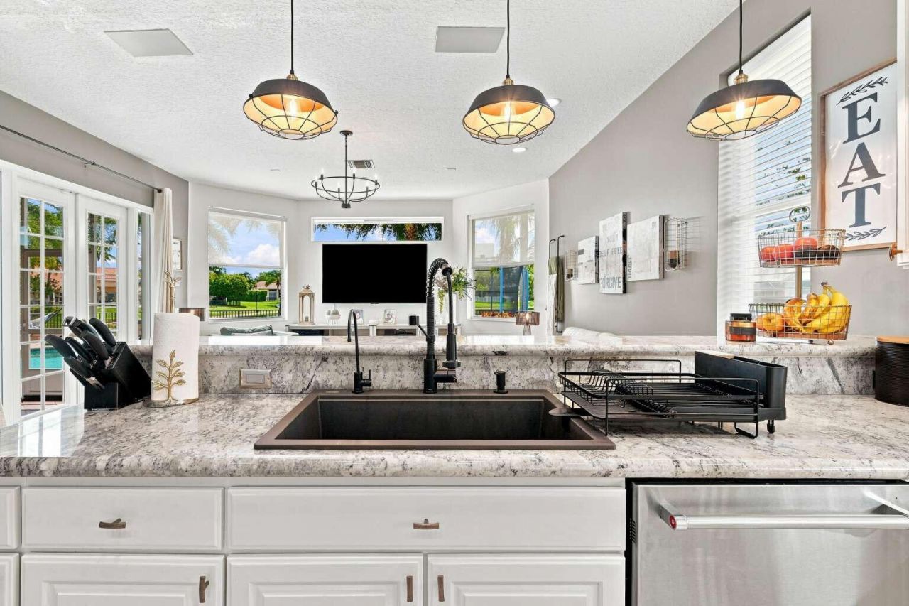 5151 NW 109th Terrace, Coral Springs, FL 33076 Photo