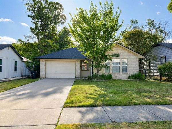 3417 Stanley Avenue, Fort Worth, TX 76110