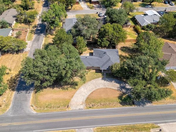 600 E Liberty Street, Pilot Point, TX 76258