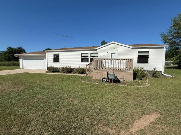 102 S PARK STREET, Bowler, WI 54416