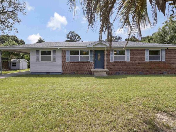 2011 Blakely Ave, Pensacola, FL 32507