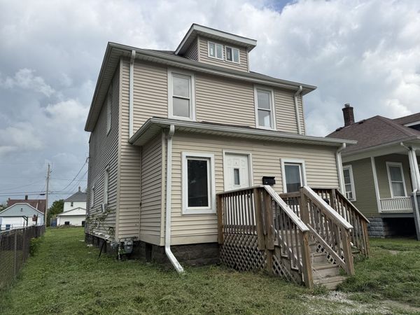 1438 18th Street , East Moline, IL 61244