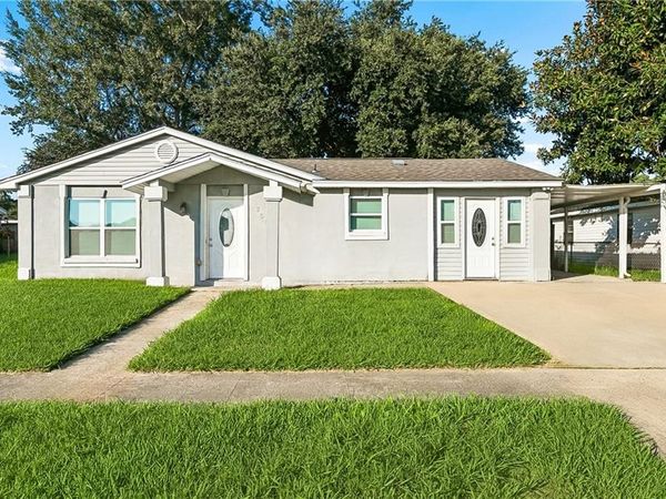 384 HESTER Drive , LaPlace, LA 70068