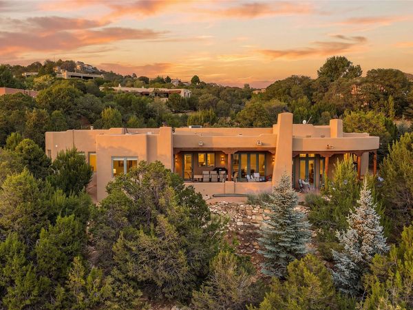 720 Panorama, Santa Fe, NM 87501