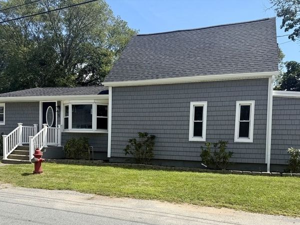 5 Rock St, Westport, MA 02790